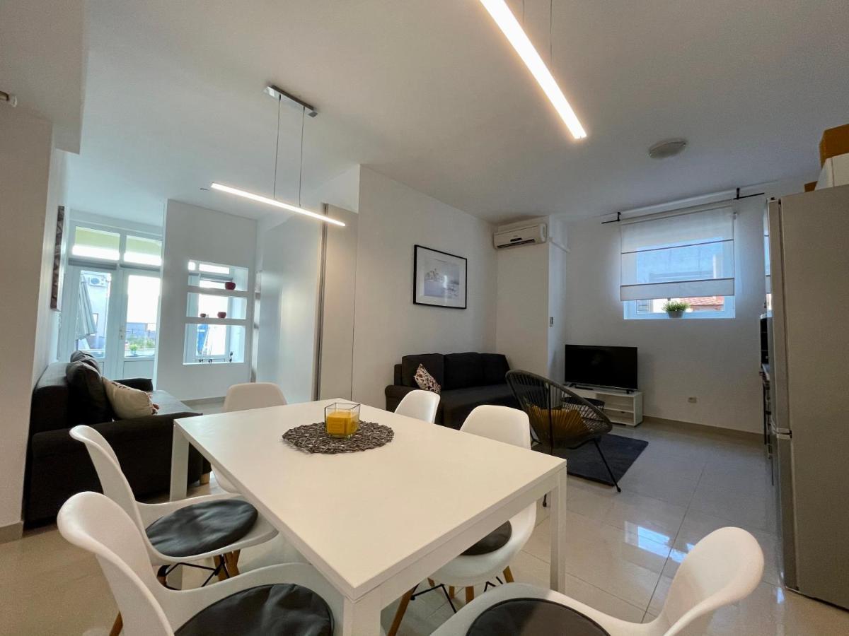 Apartments Luce Trogir Exterior foto