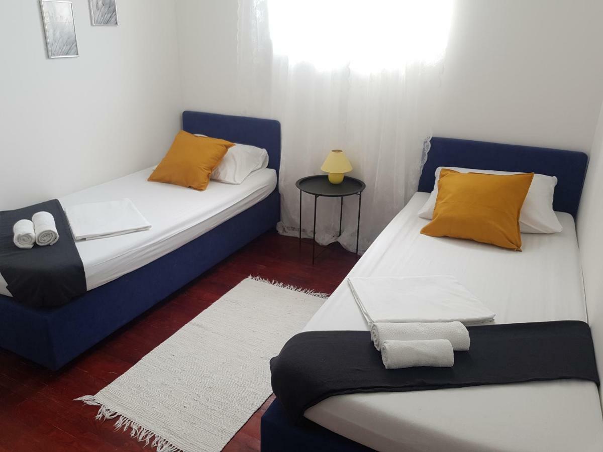 Apartments Luce Trogir Exterior foto